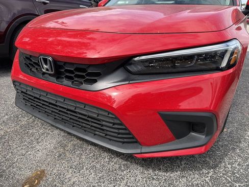 Used 2024 Honda Civic EX-L image 6