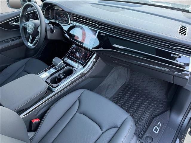 Used 2026 Audi Q7 Premium Plus AWD/4WD image 26