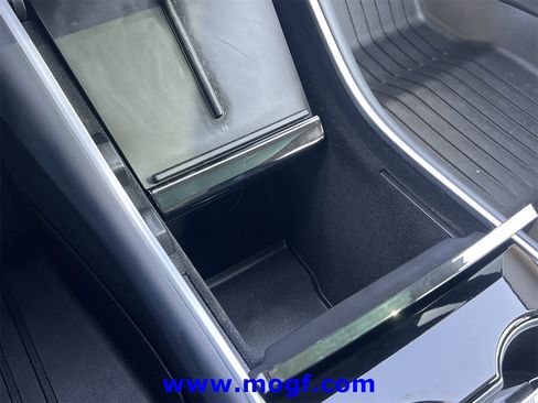 Used 2020 Tesla Model 3 Long Range image 9