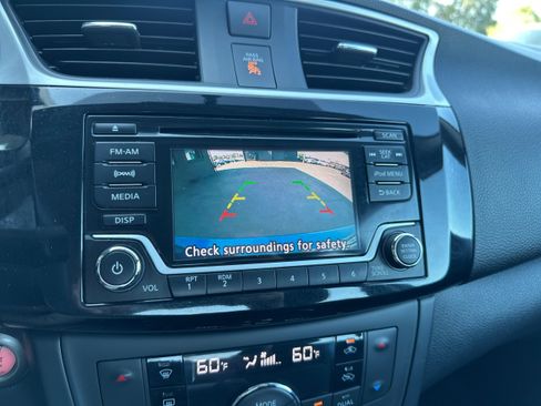 Used 2018 Nissan Sentra SV FWD image 28