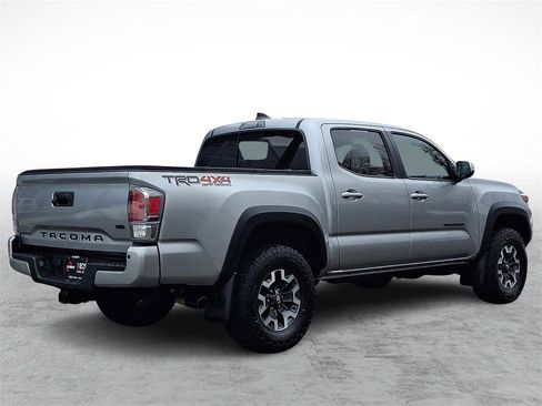 Used 2023 Toyota Tacoma TRD Off-Road w/ Technology Package image 4
