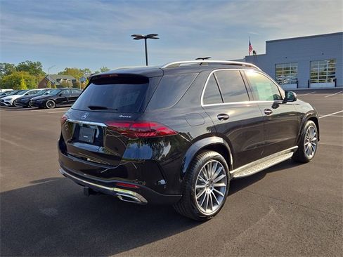 New 2025 Mercedes-Benz GLE 450 4MATIC image 3