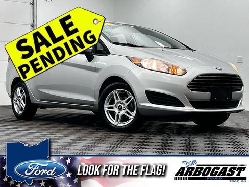Used 2019 Ford Fiesta SE image 1