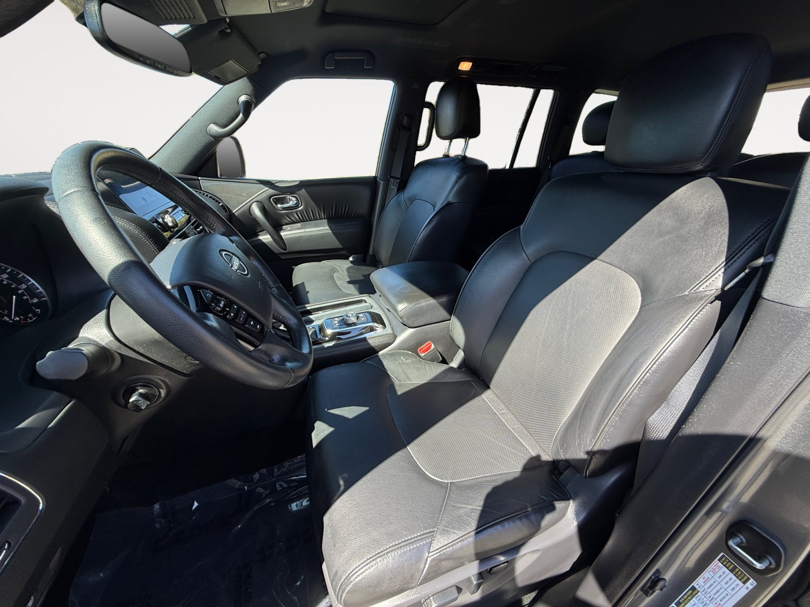 Used 2023 Nissan Armada SL w/ Midnight Edition Package AWD/4WD image 10
