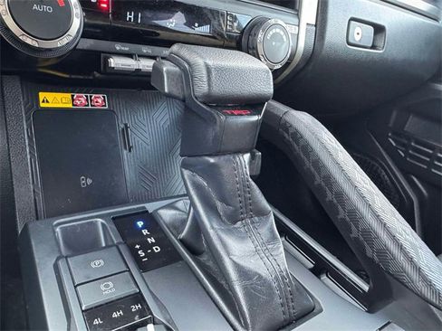Used 2024 Toyota Tacoma TRD Off-Road image 26