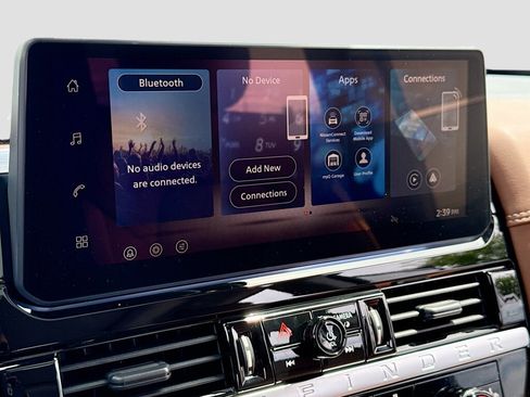 New 2026 Nissan Pathfinder Platinum AWD/4WD image 10