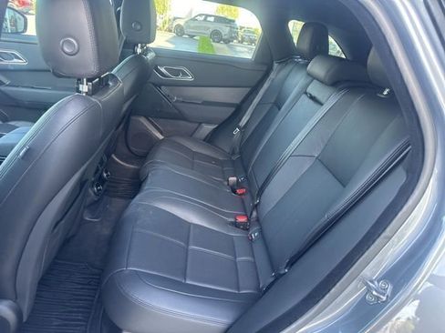 Used 2025 Land Rover Range Rover Velar Dynamic SE image 10