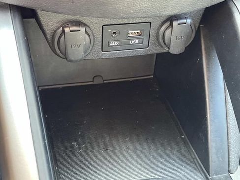 Used 2016 Hyundai Veloster Turbo w/ Option Group 04 FWD image 28