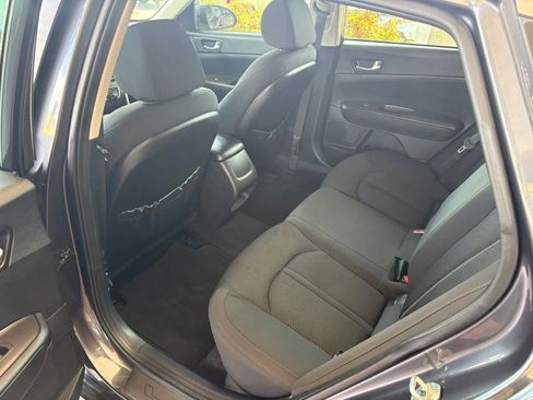 Used 2017 Kia Optima LX image 20