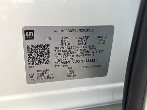 Used 2022 Buick Enclave Essence FWD image 31