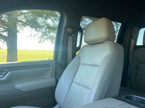 Used 2024 Chevrolet Silverado 2500 LTZ w/ LTZ Texas Edition AWD/4WD image 29