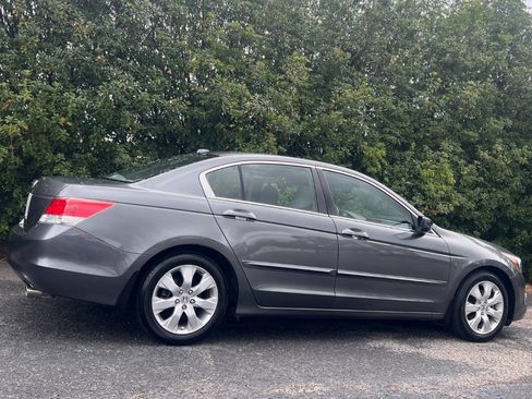 Used 2009 Honda Accord EX-L image 8