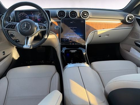 Used 2023 Mercedes-Benz C 300 4MATIC Sedan image 10