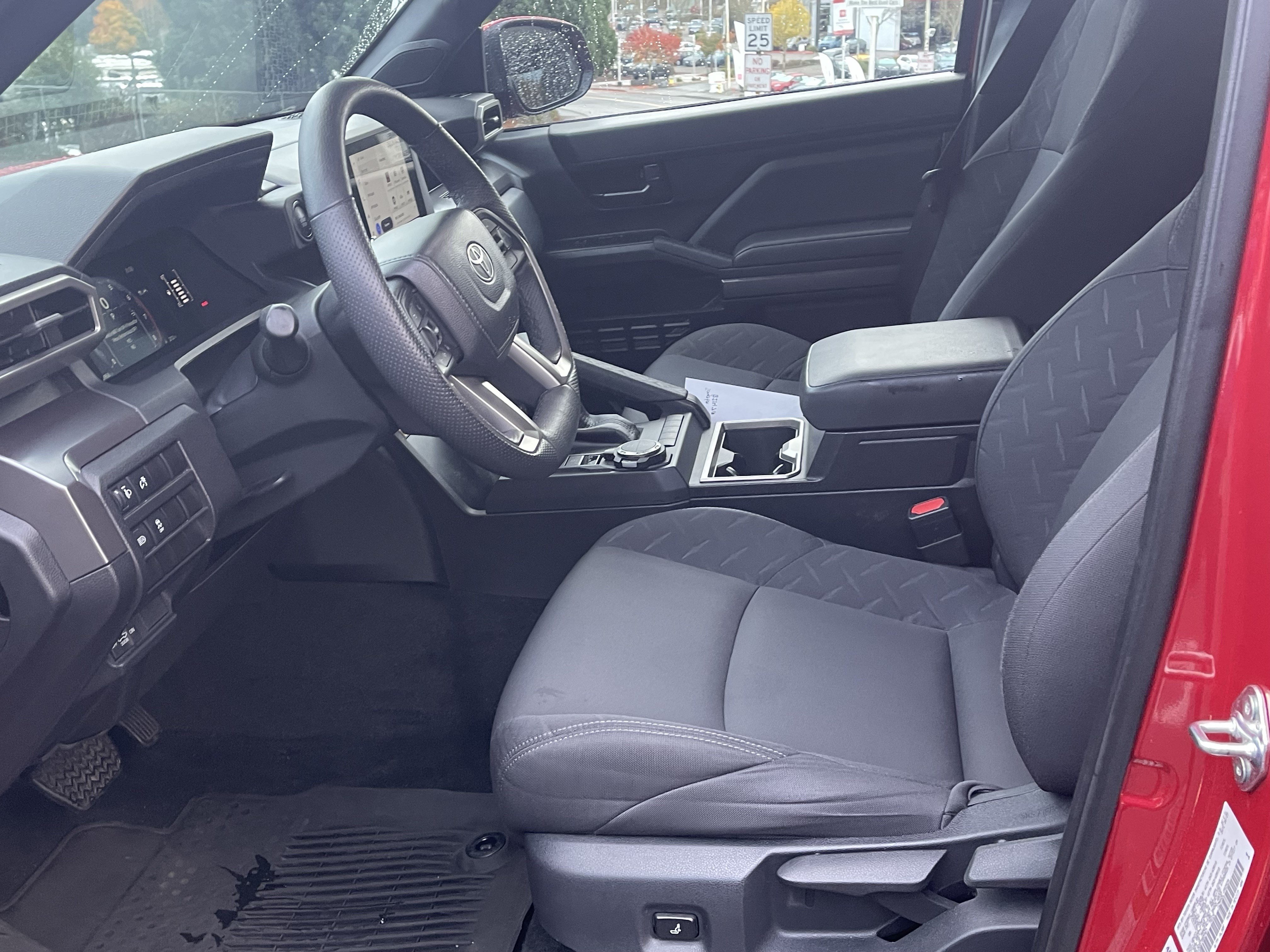 Used 2025 Toyota Tacoma SR5 AWD/4WD image 12