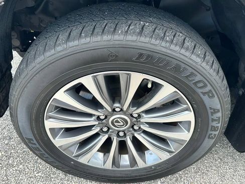 Used 2023 Lexus GX 460 Luxury AWD/4WD image 29
