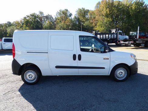 Used 2021 RAM ProMaster City Tradesman image 9