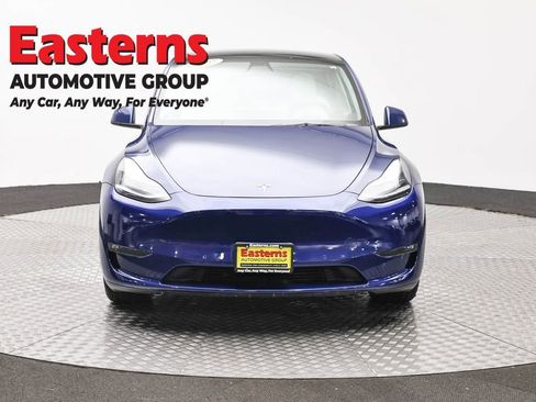 Used 2021 Tesla Model Y Long Range AWD/4WD image 2