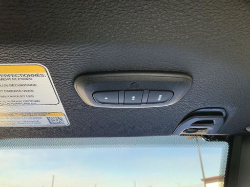 Used 2025 Jeep Wrangler Sport image 48