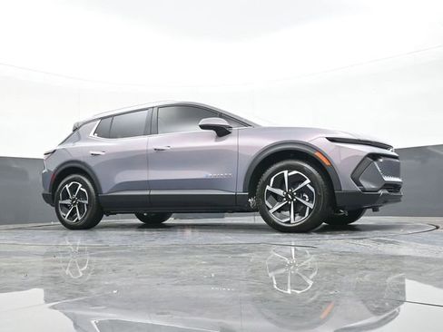 New 2026 Chevrolet Equinox EV LT image 45