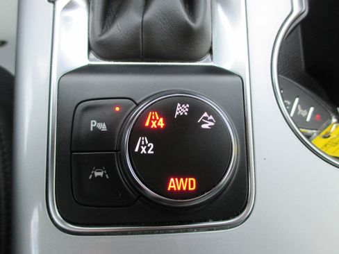 Used 2025 Chevrolet Blazer LT w/ Redline Edition AWD/4WD image 23