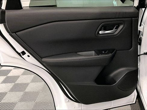 New 2025 Nissan Rogue SV image 60