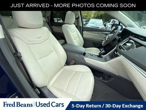 Used 2023 Cadillac XT5 Premium Luxury w/ Technology Package AWD/4WD image 13