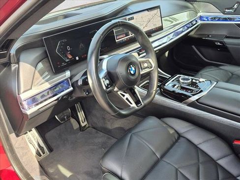 Used 2023 BMW 740i RWD image 10