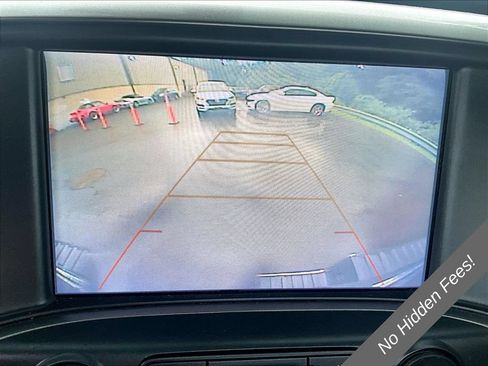 Used 2018 Chevrolet Silverado 1500 LT RWD image 16