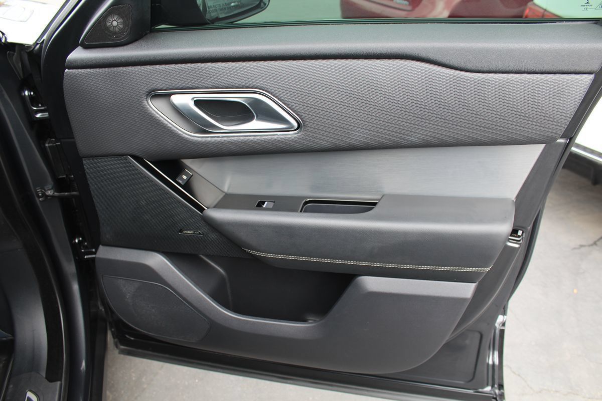 Used 2021 Land Rover Range Rover Velar R-Dynamic S AWD/4WD image 22