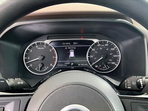 Certified 2021 Nissan Rogue SV FWD image 25