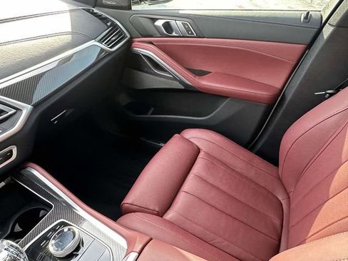 Certified 2022 BMW X6 M50i image 40
