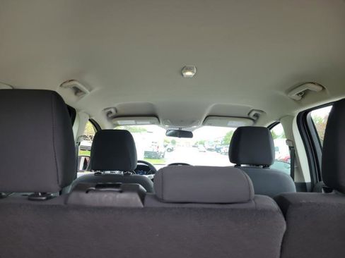 Used 2016 Ford Escape S FWD image 17