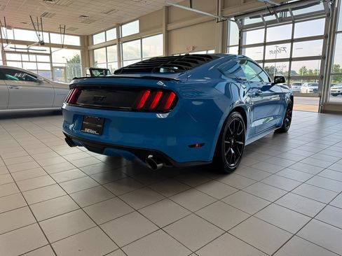 Used 2017 Ford Mustang GT Premium w/ Black Accent Package RWD image 56