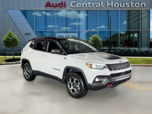 Used 2022 Jeep Compass Trailhawk w/ Trailhawk Elite Group image 7
