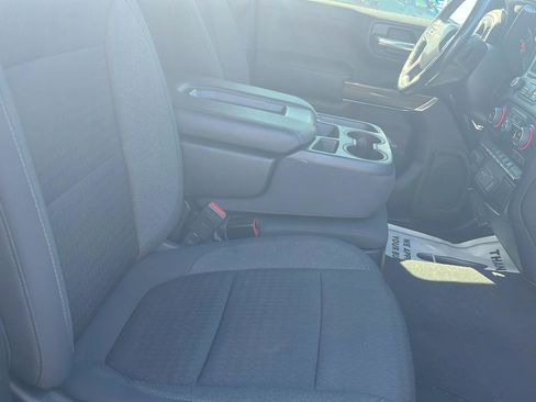 Used 2021 Chevrolet Silverado 1500 LT AWD/4WD image 30