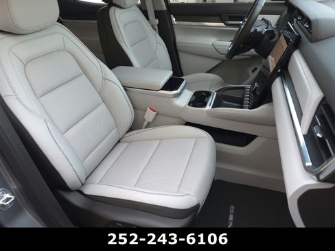 Used 2026 GMC Terrain Denali AWD/4WD image 43