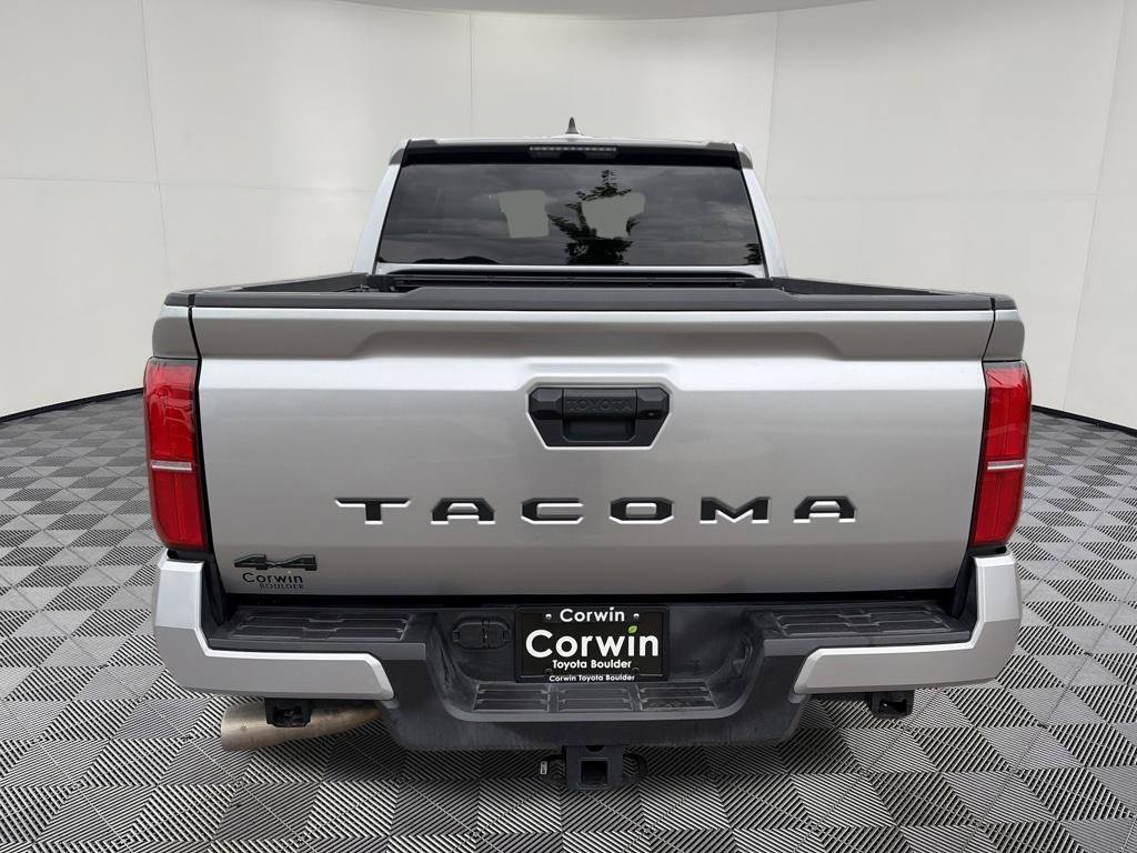 Used 2025 Toyota Tacoma SR5 AWD/4WD image 8