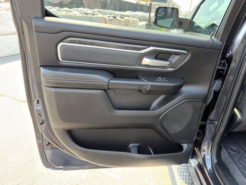 Used 2019 RAM 1500 Big Horn image 32