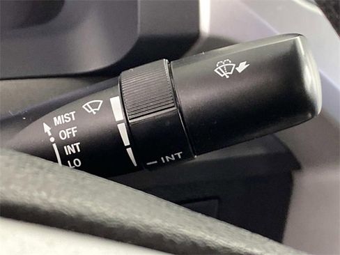 Used 2020 Toyota Tundra SR5 w/ TRD Off-Road Package image 17