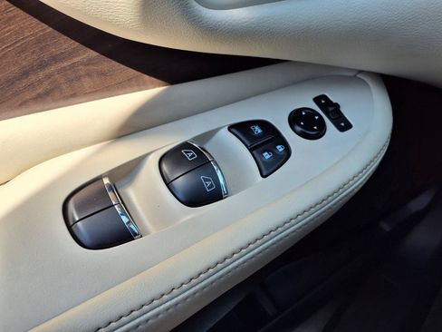Used 2024 Nissan Murano Platinum w/ Cargo Package FWD image 14