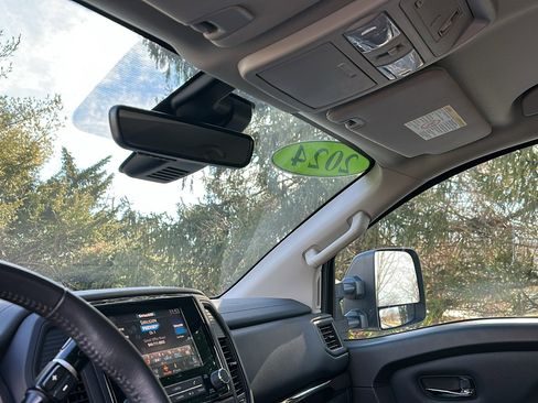 Certified 2024 Nissan Titan SV w/ SV Convenience Package image 24