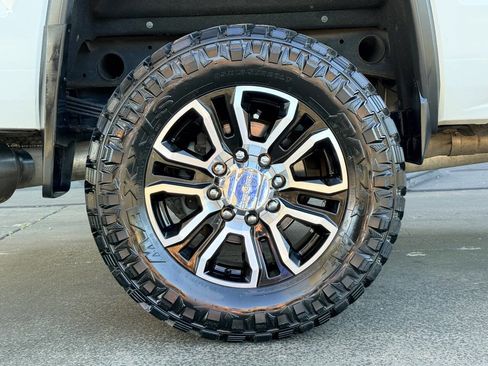 Used 2019 GMC Sierra 2500 Denali w/ Duramax Plus Package image 13