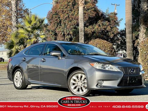 Used 2013 Lexus ES 300h image 27