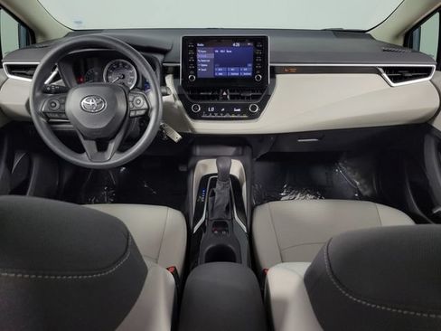 Used 2020 Toyota Corolla LE FWD image 25