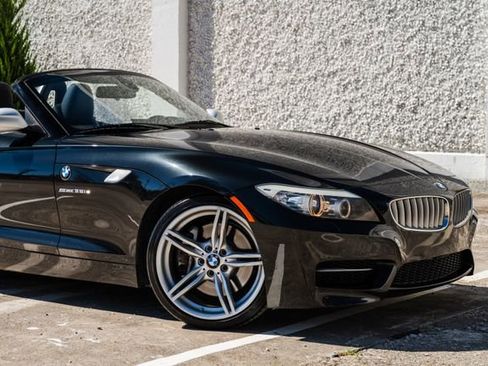 Used 2012 BMW Z4 sDrive35is image 36