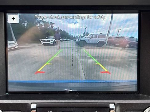 Used 2017 Ford Mustang Premium image 25