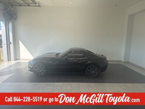 Used 2025 MAZDA MX-5 Miata RF Grand Touring image 1