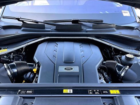 Certified 2023 Land Rover Range Rover SE AWD/4WD image 9