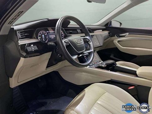 Used 2021 Audi e-tron Premium image 62