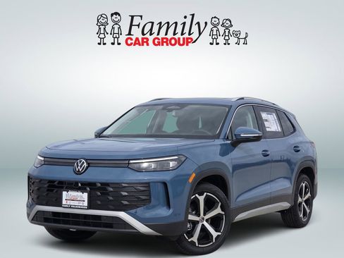 New 2026 Volkswagen Tiguan SE FWD image 1